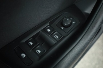 Volkswagen Passat B8 Variant 2.0 TDI BlueMotion SCR 150KM 2016 VW Passat 2.0 TDI, Salon Polska, Serwis ASO, zdjęcie 15