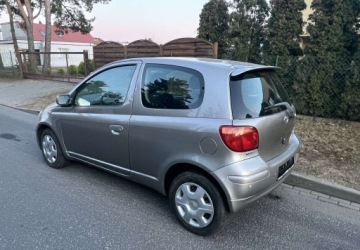 Toyota Yaris I 1.3 i 16V 86KM 2003 Toyota Yaris Toyota Yaris I Toyota Yaris 1,3 1.3 Benzyna 87KM, zdjęcie 2