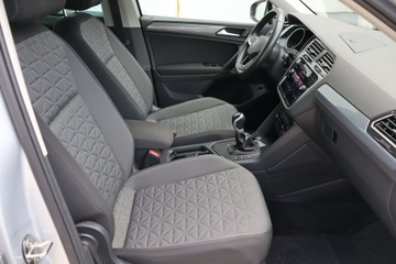 Volkswagen Tiguan II SUV Facelifting 1.5 TSI 150KM 2022 VW Tiguan 1.5 TSI, Salon Polska, Serwis ASO, zdjęcie 8