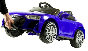 Автомобиль на аккумуляторе, 2 двигателя, пульт, музыка.