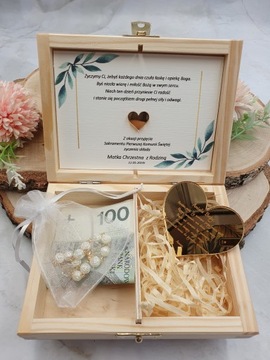 Сувенир ко Святому Причастию - ПОДАРОК, коробка. Набор четок и сердца