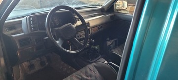 Opel Frontera A Sport 2.0 i 115KM 1994 Opel Frontera A Sport (U92) 2.0 i (52SUD2, 55SUD2) 115 KM, zdjęcie 3