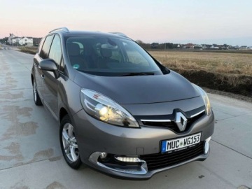 Renault Grand Scenic II Grand Scenic 2013 Energy dCi 130KM 2015 Renault Grand Scenic Rodzinny Grand Scenic 1.6D.130KMKamera Parktroniki Le, zdjęcie 13