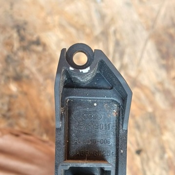 AUDI A4 B6 A6 C5 RADIÁTOR ELEKTRICKÁ 4B1819011