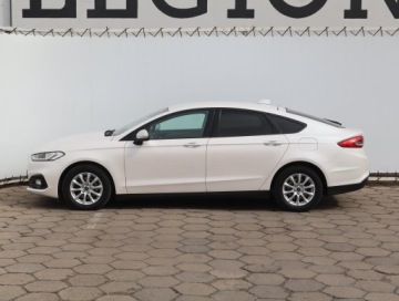 Ford Mondeo V Liftback Facelifting 2.0 EcoBlue 150KM 2020 Ford Mondeo 2.0 EcoBlue, Salon Polska, zdjęcie 2