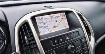 Opel Astra J Sports Tourer 1.4 Turbo ECOTEC 120KM 2011 Opel Astra BENZYNA nawigacja 2x PDC super okazja POLECAMY 1.4, zdjęcie 29