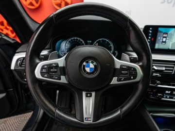 BMW Seria 5 G30-G31 Limuzyna M550d 400KM 2018 BMW Seria 5 M550d xDrive Sedan 400KM 2018, zdjęcie 14