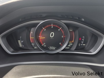 Volvo V40 II Hatchback Facelifting 2.0 D3 150KM 2017 Volvo V40 Promocja Kredyt 4,99% Volvo Bydgoszcz, zdjęcie 18