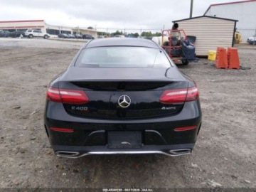 Mercedes Klasa E W213 2018 Mercedes-Benz Klasa E 2018 MERCEDES-BENZ E 400 4MATIC 3.0 Benzyna 329KM, zdjęcie 15