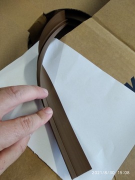 Резиновый уплотнитель для деревянных окон.