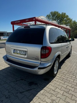 Chrysler Voyager V Grand Voyager 2.8 CRD 150KM 2007 Chrysler Voyager 2.8 CRDi 150KM 2007r 7 osobowy, zdjęcie 5