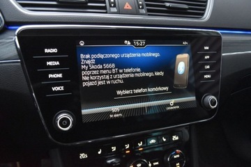 Skoda Superb III Kombi Facelifting 2.0 TSI 190KM 2021 Skoda Superb SalonPL Combi Style TSI 190KM DSG7 ACC Pakiety Matrix Alcanta, zdjęcie 17