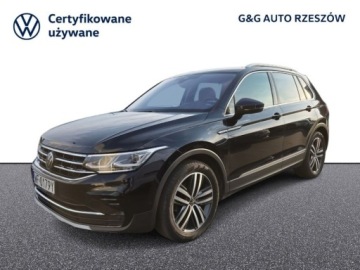 Volkswagen Tiguan II SUV Facelifting 2.0 TDI 150KM 2023 Volkswagen Tiguan 2.0 TDI 150 KM SCR Elegance DSG, FV23, Serwis ASO, Gwara