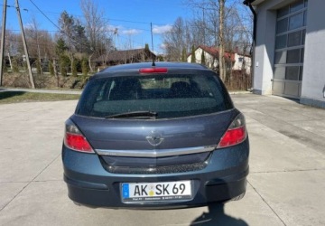 Opel Astra J Hatchback 5d 1.6 Twinport ECOTEC 115KM 2009 Opel Astra Opel Astra 1.6 Benzyna 115KM, zdjęcie 6