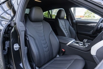 BMW Seria 8 II M Coupe Facelifting 4.4 850i 530KM 2025 BMW 850 M850i xDrive Gran Coupe - Dostępny od, zdjęcie 22