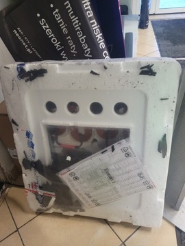 Варочная панель WHIRLPOOL WF S0160 NE, повреждена