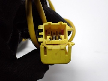 ULOŽENÍ AIRBAG BOČNÍ PRAVÁ ORIGINÁLNÍ 7H0880242B VW T5 06R