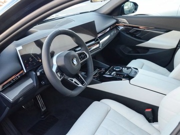 BMW Seria 5 G90-91 2025 BMW Seria 5 540d xDrive Sport Sedan 3.0 (303KM) 2025, zdjęcie 5