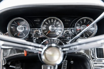 Ford Thunderbird III 1962 Ford Thunderbird 6.4 V8. Stan kolekcjonerski. 1963, zdjęcie 33