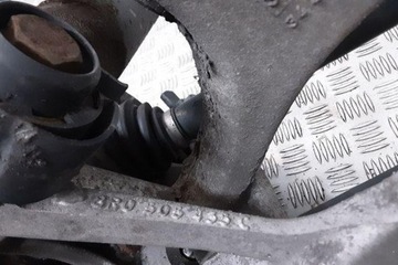 JINÉ DÍLY ZAVĚŠENÍ AUDI Q5 (8R) 8R0505311F 2.0L DIESEL 125KW 2014