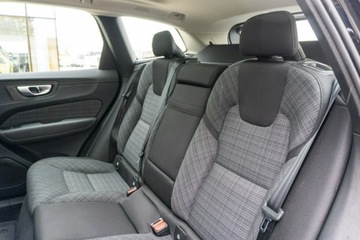 Volvo XC60 II Crossover Plug-In Facelifting 2.0 T6 350KM 2024 Volvo XC 60 YV1UZH4V6S1154084, zdjęcie 11