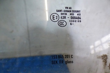 SKLO (OKNO) DVEŘE LEVÝ PŘEDNÍ 1S3845201C SKODA CITIGO UP MII 3D 2016R