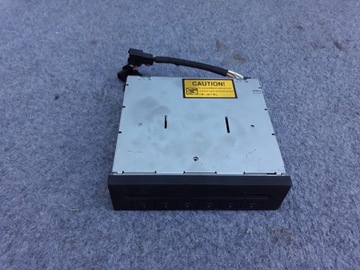 ZMIENIARKA CD MERCEDES W211 W219