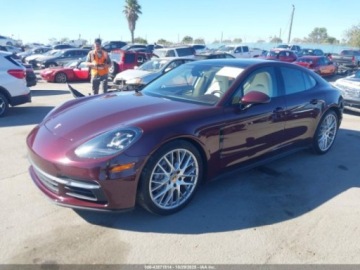 Porsche Panamera II Liftback 3.0 330KM 2018 Porsche Panamera 4 2018 3.0l 3.0 Benzyna 330KM, zdjęcie 1