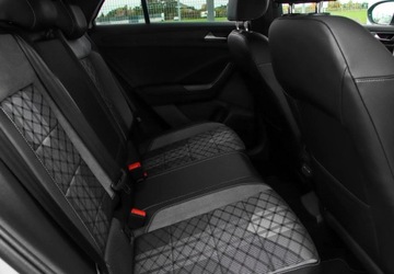 Volkswagen T-Roc I SUV Facelifting 2.0 TSI 190KM 2024 Volkswagen T-Roc 2.0 TSI 190KM R-Line Plus 4MOTION DSG, Podgrzewane Fotele, zdjęcie 11