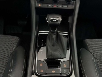 Skoda Kodiaq I SUV Facelifting 2.0 TDI SCR 150KM 2023 Skoda Kodiaq 2.0 TDI 150KM STYLE Salon PL Grzane Fotele Pierwszy wlascic, zdjęcie 22