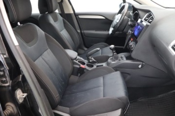 Citroen C4 II Hatchback 5d 1.6 e-HDi 114KM 2014 Citroen C4 1.6 HDi, Klima, Klimatronic, Tempomat, zdjęcie 8