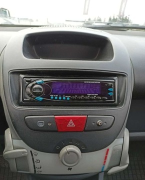 Peugeot 107 Hatchback 5d 1.0 12V 68KM 2006 Peugeot 107 Peugeot 107 Benzyna 68KM, zdjęcie 9