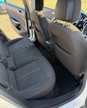 Opel Astra J Hatchback 5d 1.4 Turbo ECOTEC 140KM 2011 Opel Astra Opel Astra 1.4 Turbo ecoFLEX StartStop 1.4 Benzyna 140KM, zdjęcie 11