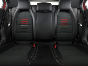 Mercedes Klasa A W176 Hatchback 5d Facelifting 180 122KM 2015 Mercedes A 180 półskóra navi grzane fotele, zdjęcie 17