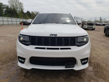 Jeep Grand Cherokee IV 2021 Jeep Grand Cherokee SRT-8 2021 6.4l 6.4 Benzyna 475KM, zdjęcie 5