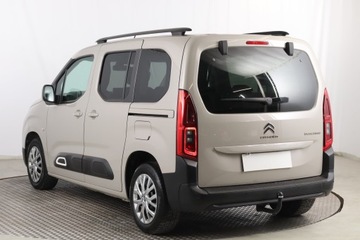 Citroen Berlingo III Osobowy M 1.2 PureTech 110KM 2019 Citroen Berlingo 1.2 PureTech, Salon Polska, zdjęcie 3