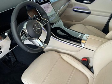 Mercedes GLC C254/X254 Coupe 2.0 220d 197KM 2025 GLC Coupe 220 d 4-Matic Avantgarde 2.0 (197KM) 2025, zdjęcie 9