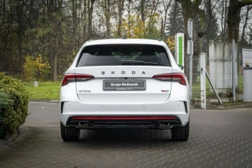 Skoda Octavia IV 2026 Škoda Octavia Skoda Octavia Combi RS 2.0 TSI 265, zdjęcie 8