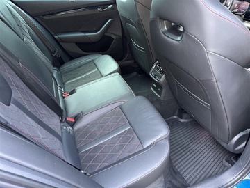 Skoda Octavia IV RS Kombi 2.0 TDI SCR 200KM 2022 Skoda Octavia 2.0TDI 200KM RS DSG l DCC, Pakiet RS, zdjęcie 7