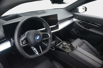 BMW Seria 5 G90-91 Sedan Plug-In 2.0 30e 299KM 2024 BMW 530e Sedan BMW Bońkowscy, zdjęcie 7