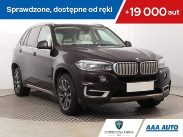 BMW X5 F15 SUV xDrive40d 313KM 2014 BMW X5 xDrive40d, Salon Polska, 308 KM, 4X4