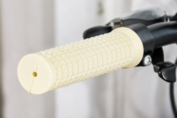 РУЧКИ, ПОРУЧКИ, ВЕЛОСИПЕДНЫЙ РУЛЬ, КРЕМ 2