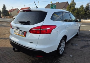 Ford Focus III Kombi Facelifting 1.0 EcoBoost 100KM 2018 Ford Focus SW Benzynkaserwisnowy rozrzad Benzyna 100KM, zdjęcie 4