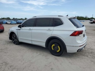 Volkswagen Tiguan II 2023 Volkswagen Tiguan Sel R-Line Black 2023 2.0 Benzyna 184KM, zdjęcie 1