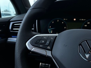 Volkswagen Touareg III SUV Facelifting 3.0 V6 TDI 231KM 2025 Volkswagen Touareg Touareg R-Line 3.0 V6 TDI 4MOTI, zdjęcie 9