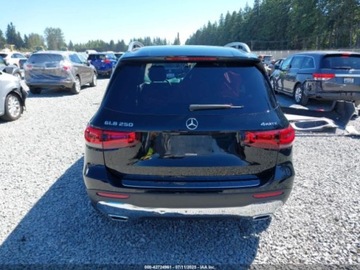 Mercedes GLB 2021 Mercedes-Benz GLB 250 4Matic 2021 2.0l 2.0 Benzyna 221KM, zdjęcie 4
