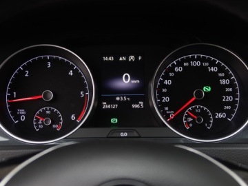 Volkswagen Golf VII Hatchback 3d Facelifting 1.6 TDI-CR DPF BMT 115KM 2019 VW Golf 1.6 TDI, Automat, Navi, Klima, Tempomat, zdjęcie 10