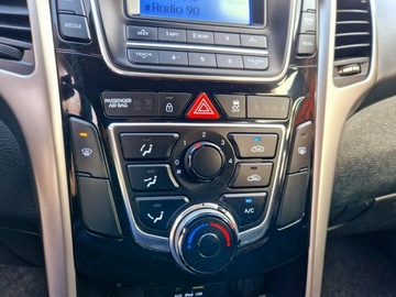 Hyundai i30 II Hatchback 3d 1.4 100KM 2013 Hyundai i30 Serwis wASO. Światła Led do jazdy, zdjęcie 16