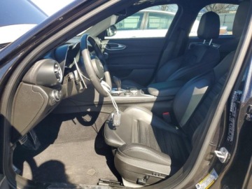 Alfa Romeo Giulia II Sedan Facelifting 2.0 Turbo 280KM 2022 Alfa Romeo Giulia Super 2022 2.0 Benzyna 280KM, zdjęcie 7