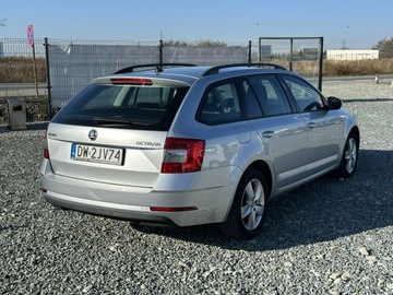 Skoda Octavia III Kombi Facelifting 1.6 TDI 115KM 2020 Škoda Octavia Skoda Octavia 1.6TDi 115KM 2020, zdjęcie 8